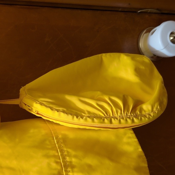 Tommy Hilfiger Wind Breaker/Raincoat  Size XL - Picture 2 of 4